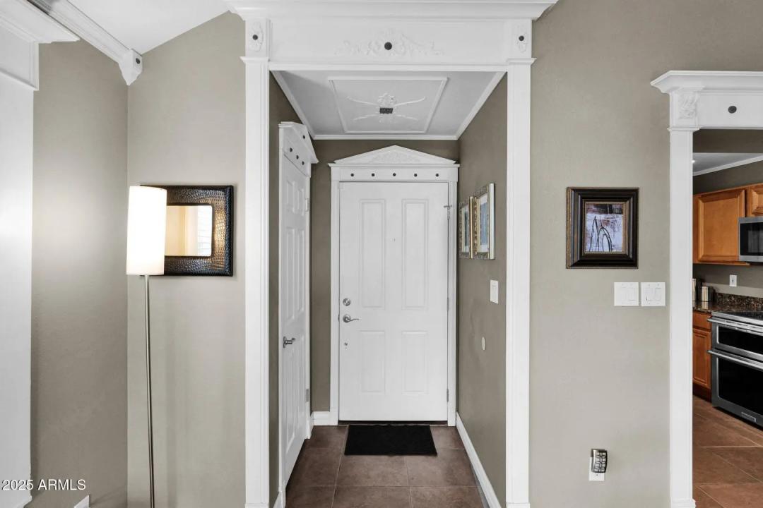 10115 E MOUNTAIN VIEW Road 2059 Scottsdale AZ 85258