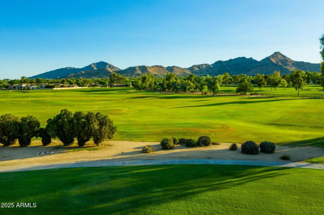 8312 N GOLF Drive Paradise Valley AZ 85253