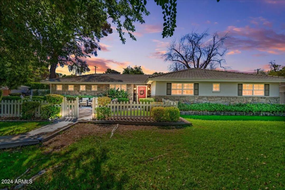 3841 E ELM Street Phoenix AZ 85018