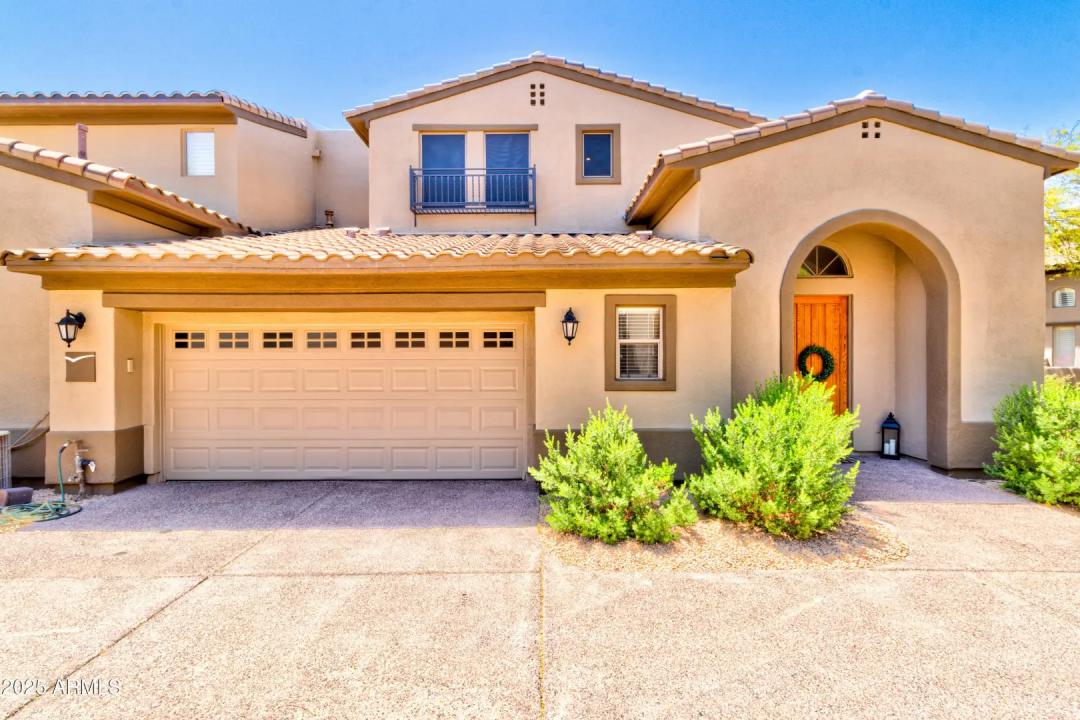 20802 N GRAYHAWK Drive 1045 Scottsdale AZ 85255