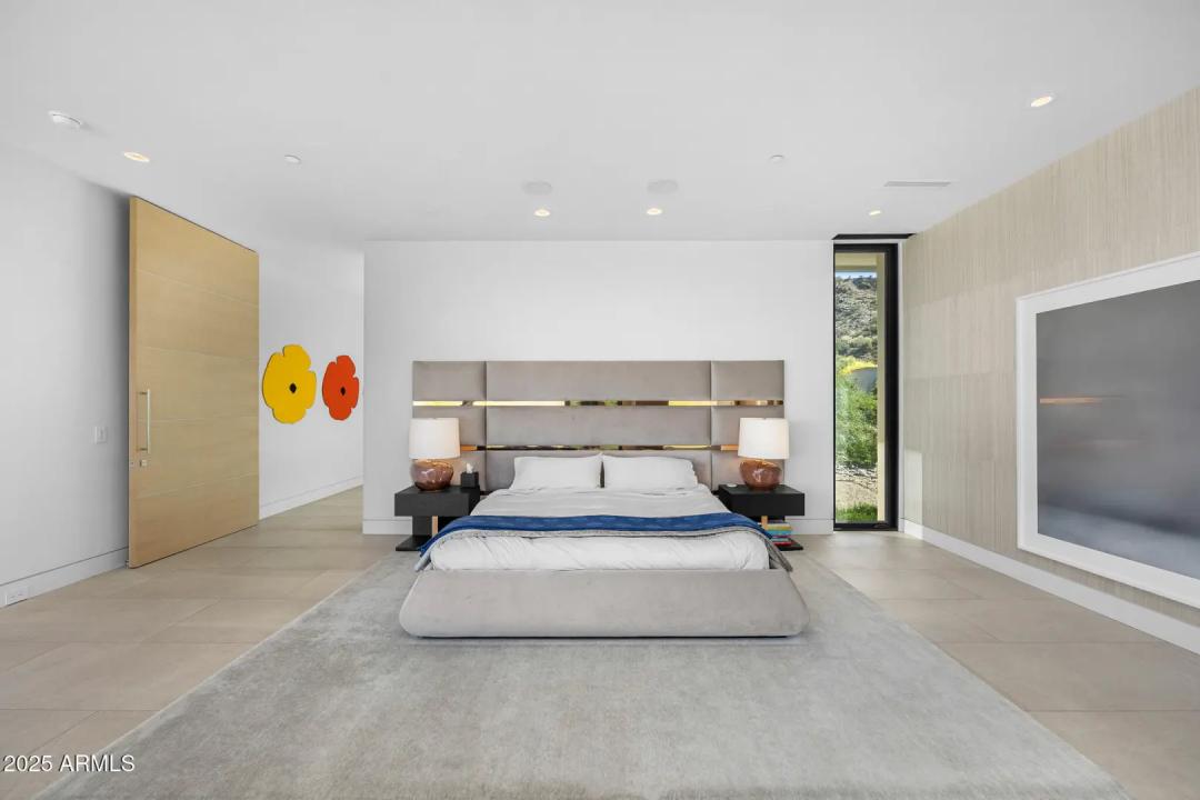 Real Estate Picture 20