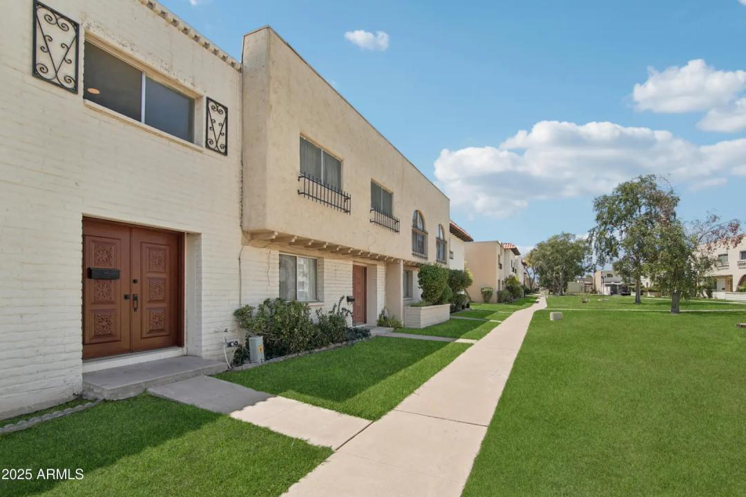 4606 N 19TH Avenue Phoenix AZ 85015