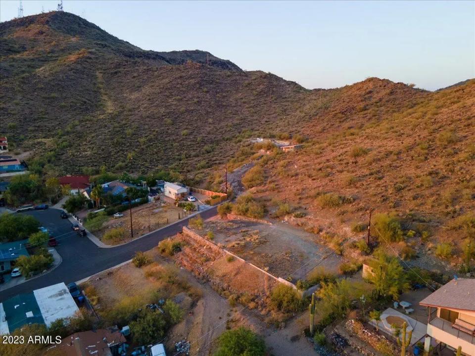 1265 W DESERT COVE Avenue - Phoenix AZ 85029
