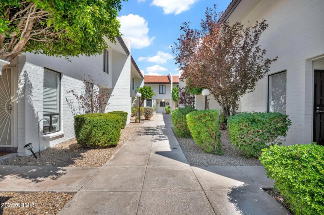 5315 N 18TH Street 9 Phoenix AZ 85016