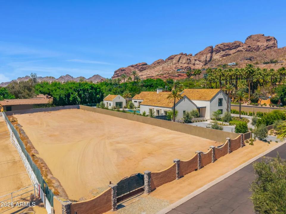 4550 N Rubicon Avenue 1 Phoenix AZ 85018