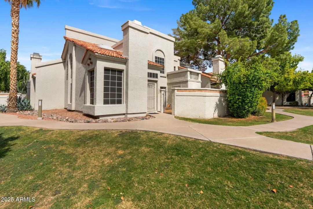 1717 E UNION HILLS Drive 1044 Phoenix AZ 85024