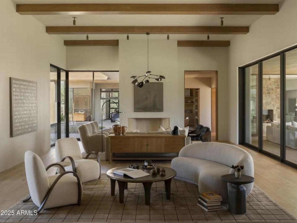 Real Estate Picture 7