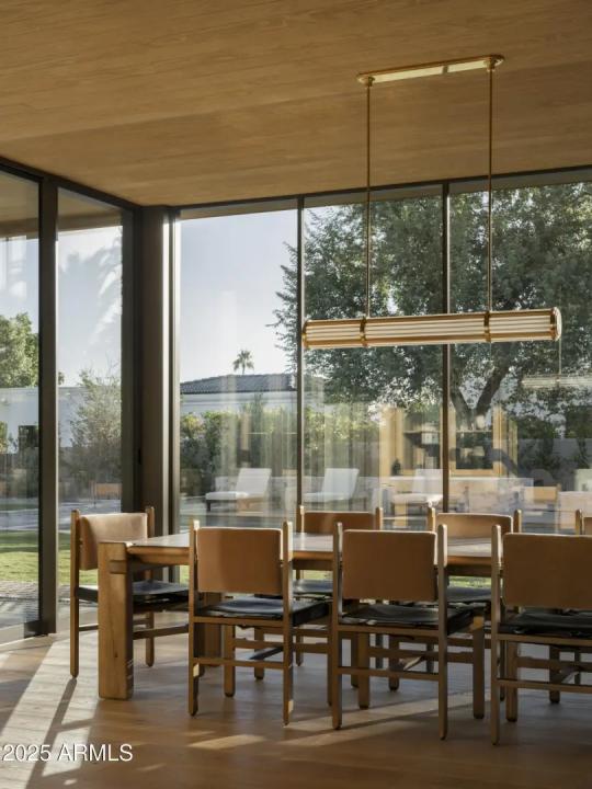 Real Estate Picture 15