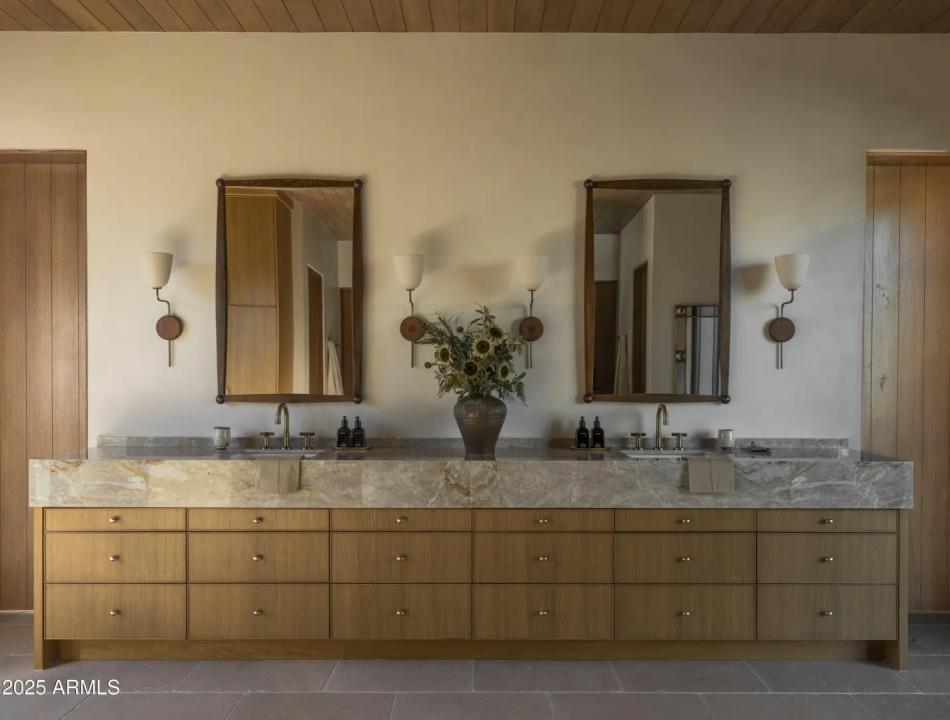 Real Estate Picture 34