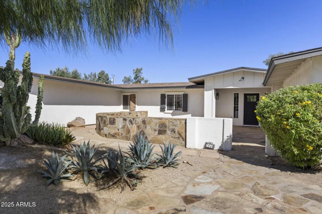 7836 E DAVENPORT Drive Scottsdale AZ 85260