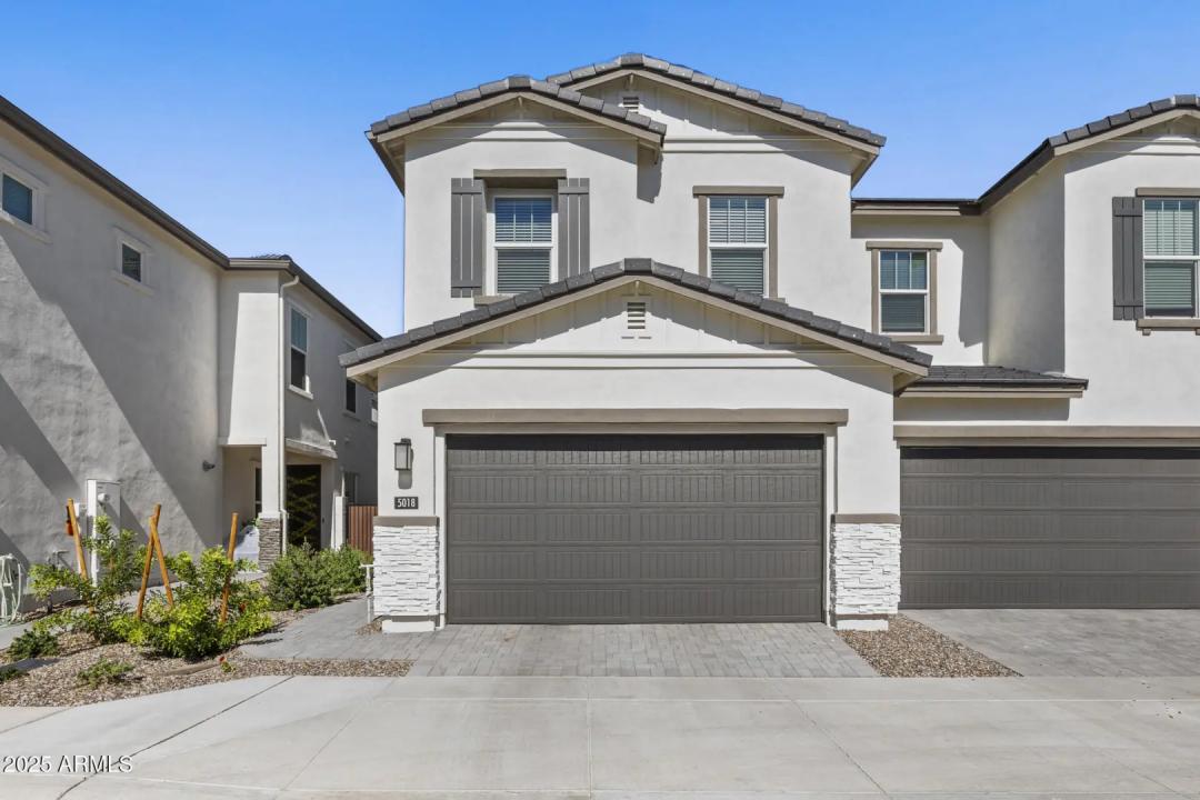 5018 E Hartford Avenue Scottsdale AZ 85254