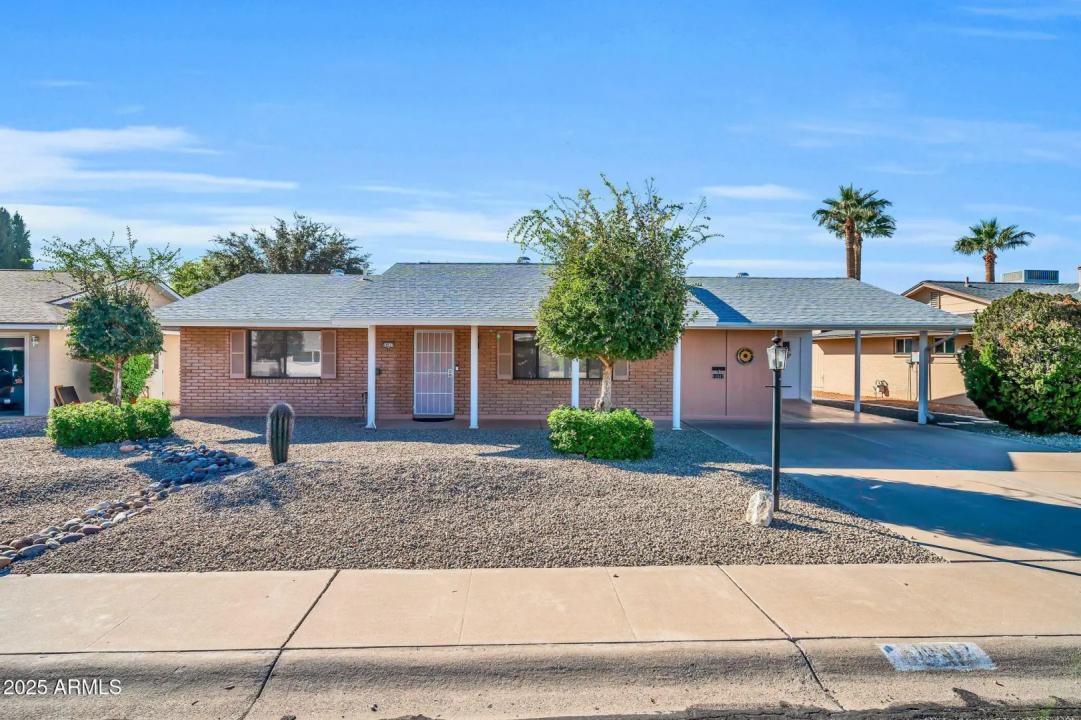 10517 W CUMBERLAND Drive Sun City AZ 85351