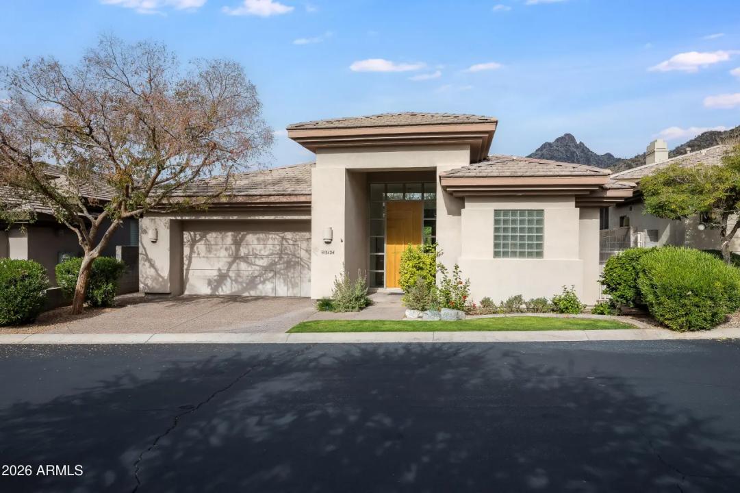 3124 E SQUAW PEAK Circle Phoenix AZ 85016