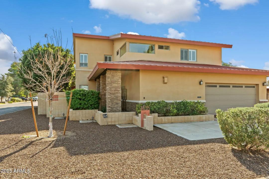 1435 E RANCHO Drive Phoenix AZ 85014