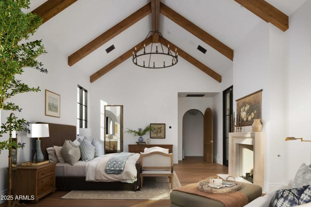 Real Estate Picture 13