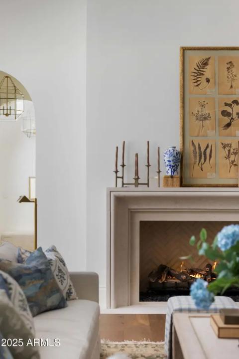 Real Estate Picture 5