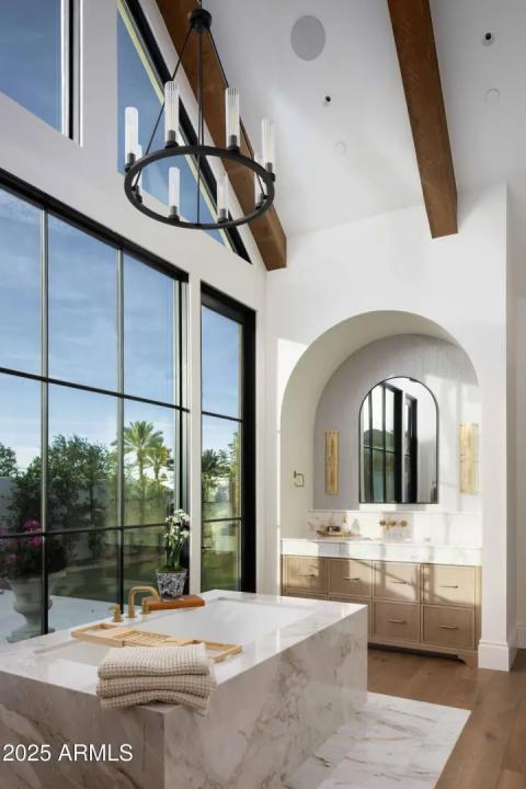 Real Estate Picture 15