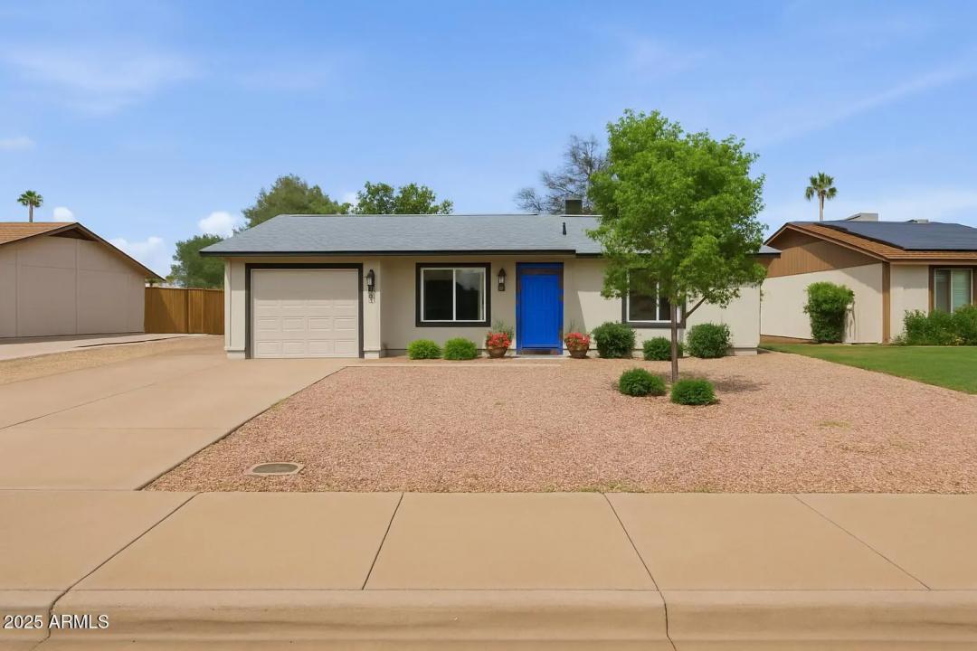 2030 W PORTOBELLO Avenue Mesa AZ 85202