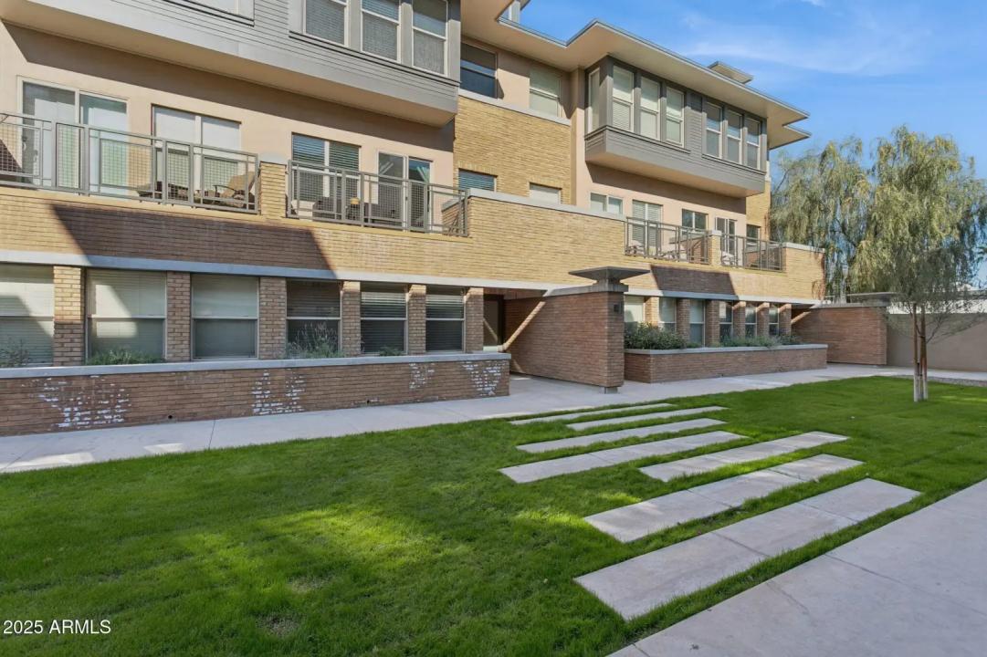 1400 E Bethany Home Road 22 Phoenix AZ 85014