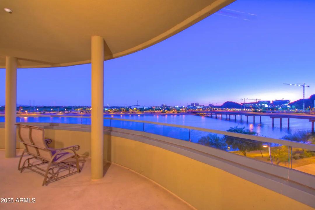 945 E PLAYA DEL NORTE Drive 3013 Tempe AZ 85288