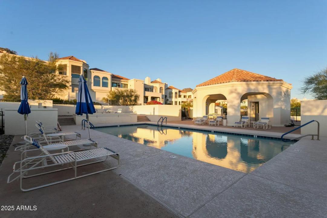 3800 E LINCOLN Drive 7 Phoenix AZ 85018