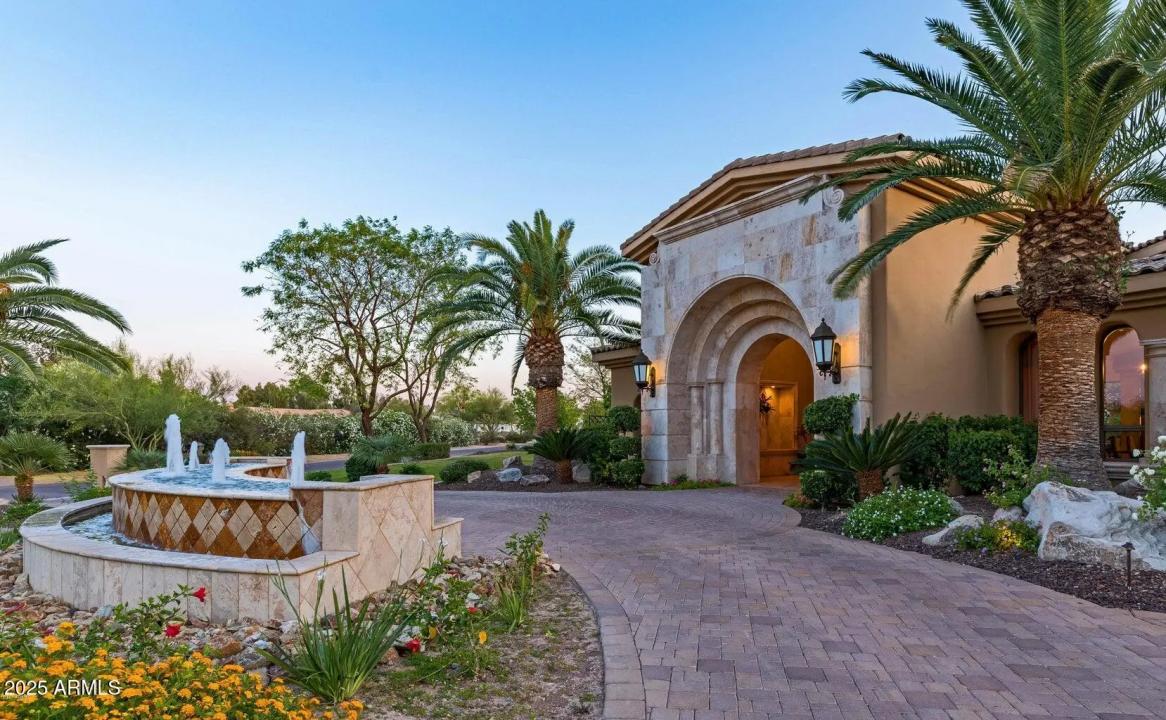 7170 N 69TH Place Paradise Valley AZ 85253