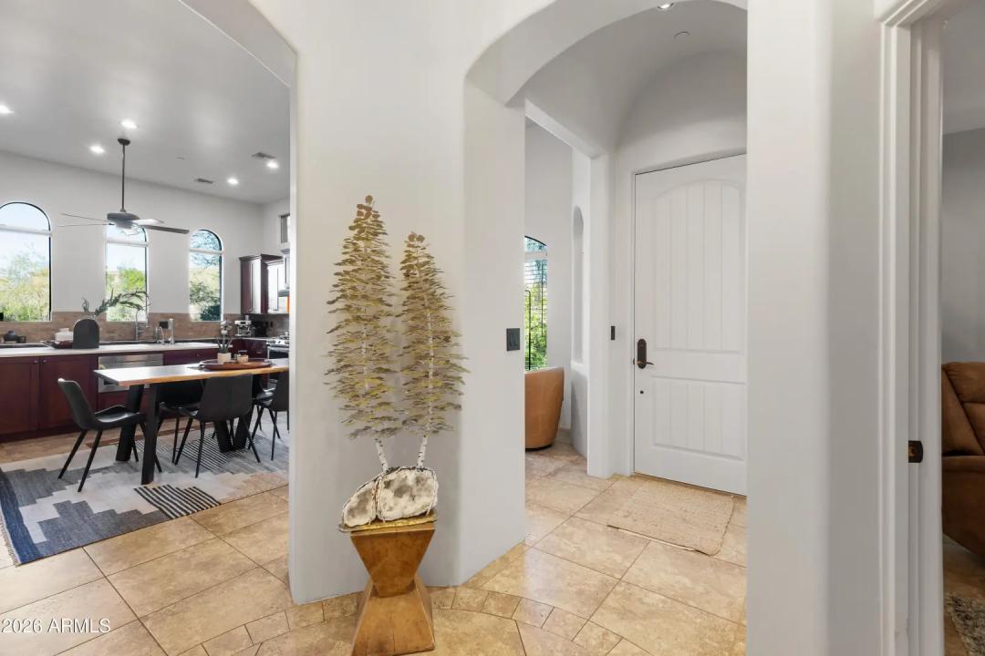 7199 E RIDGEVIEW Place 101 Carefree AZ 85377