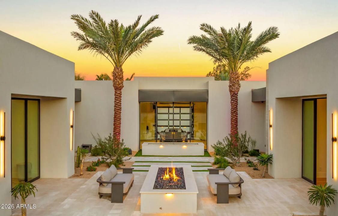 Real Estate Picture 14