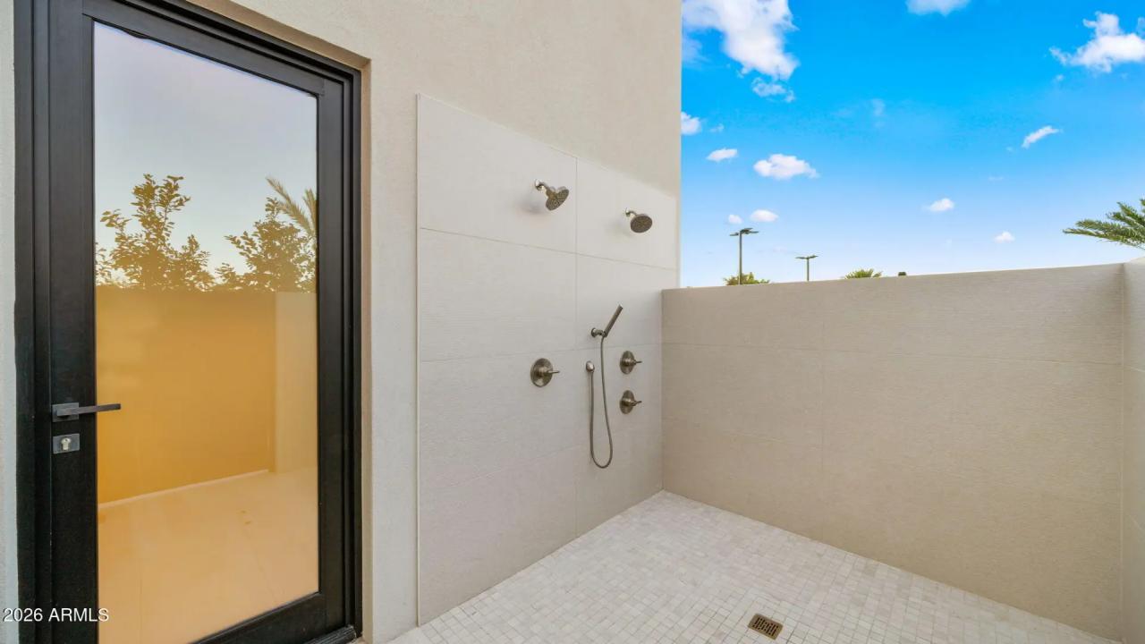 Real Estate Picture 71