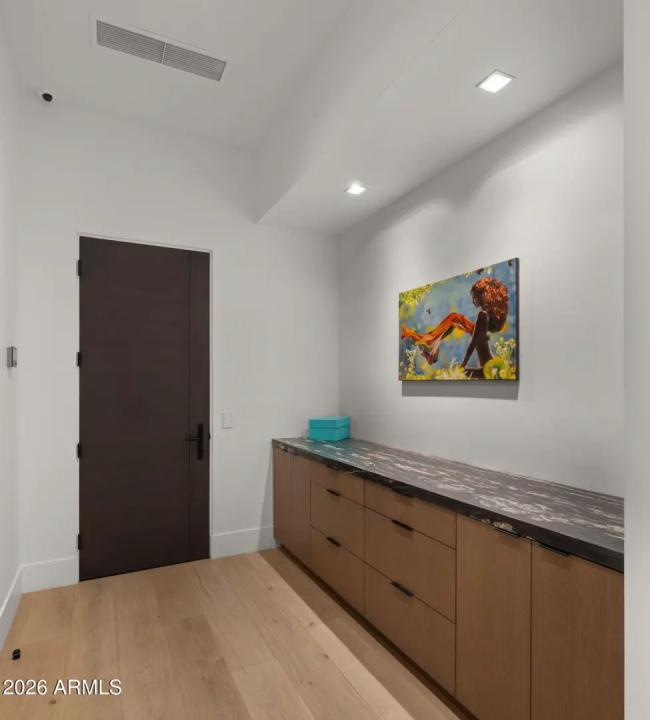 Real Estate Picture 79