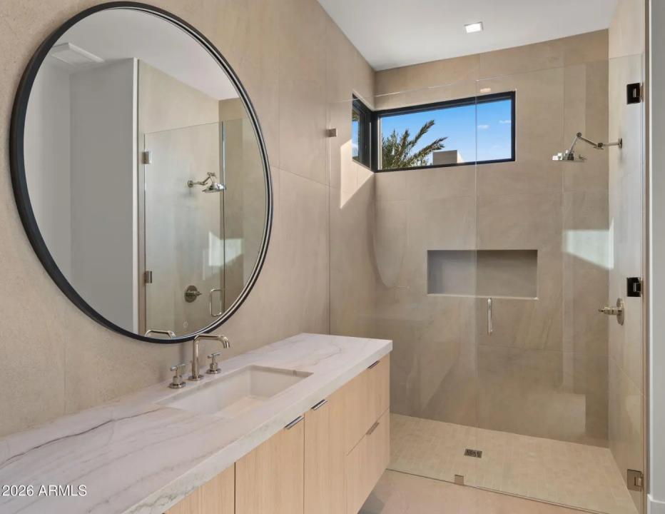 Real Estate Picture 96