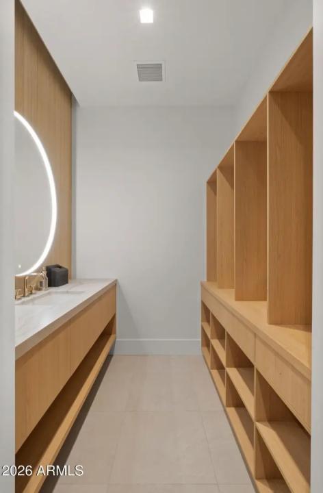 Real Estate Picture 124