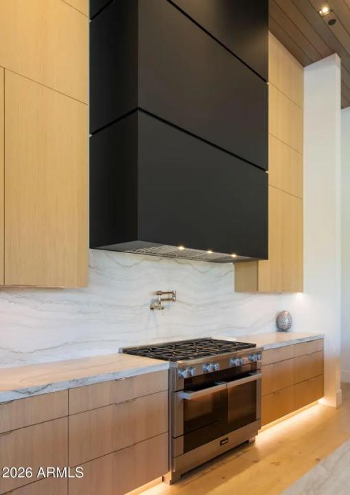 Real Estate Picture 26