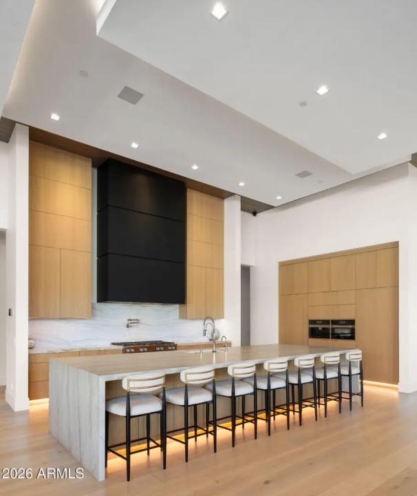 Real Estate Picture 27