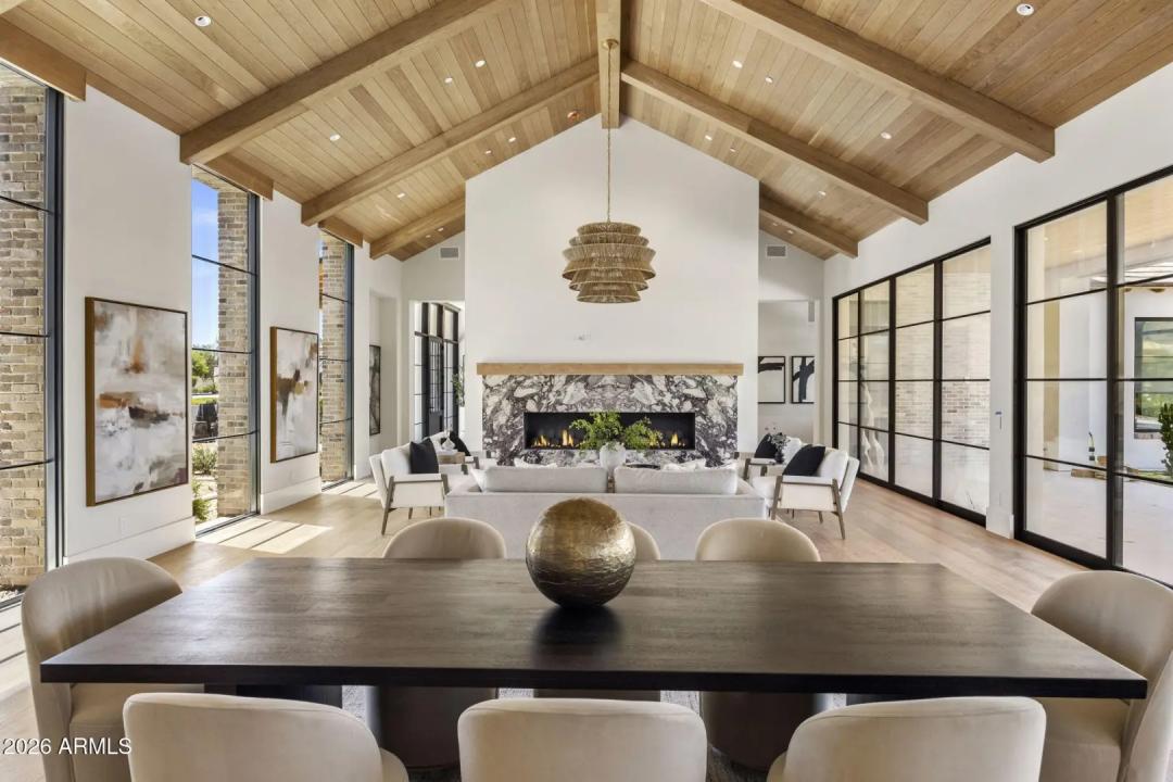 6208 E MAVERICK Road Paradise Valley AZ 85253