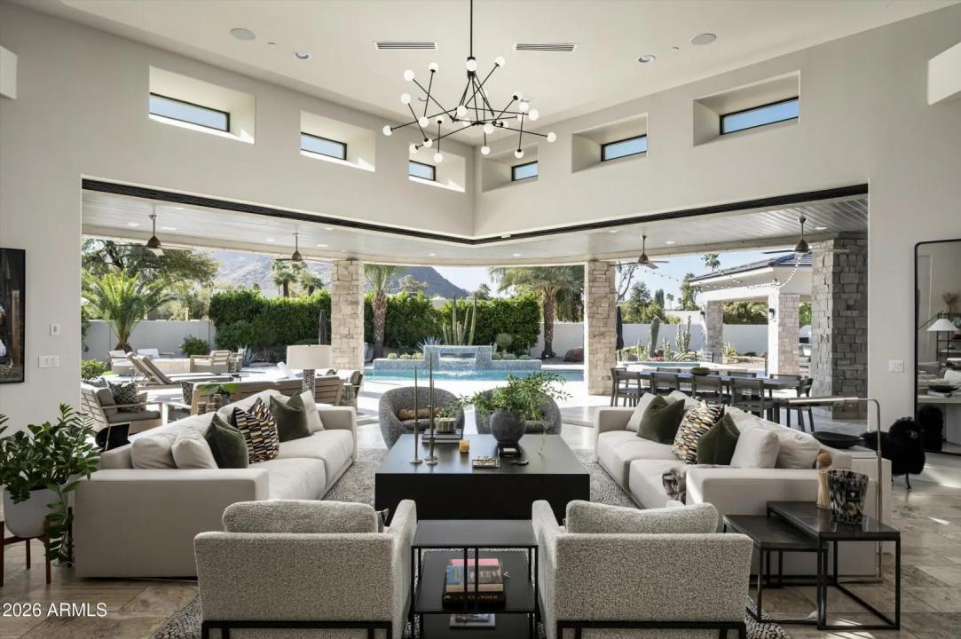 8700 N 55TH Place Paradise Valley AZ 85253