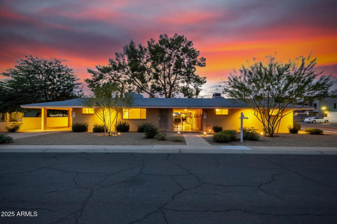 6242 N 12TH Place 2 Phoenix AZ 85014