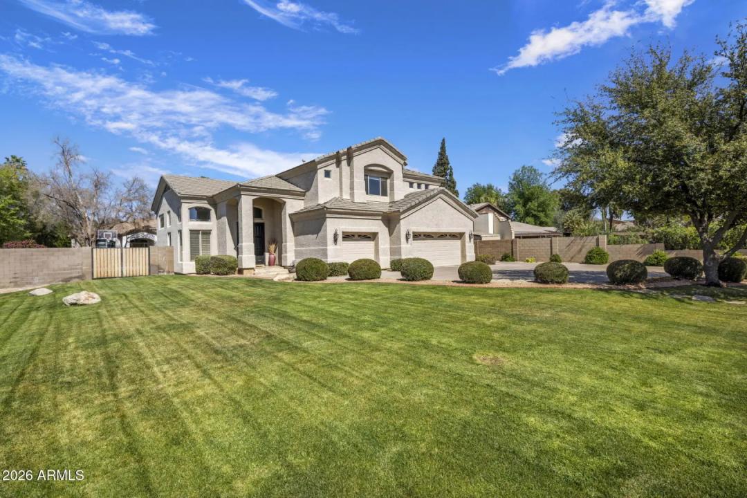 320 E MARYLAND Avenue Phoenix AZ 85020