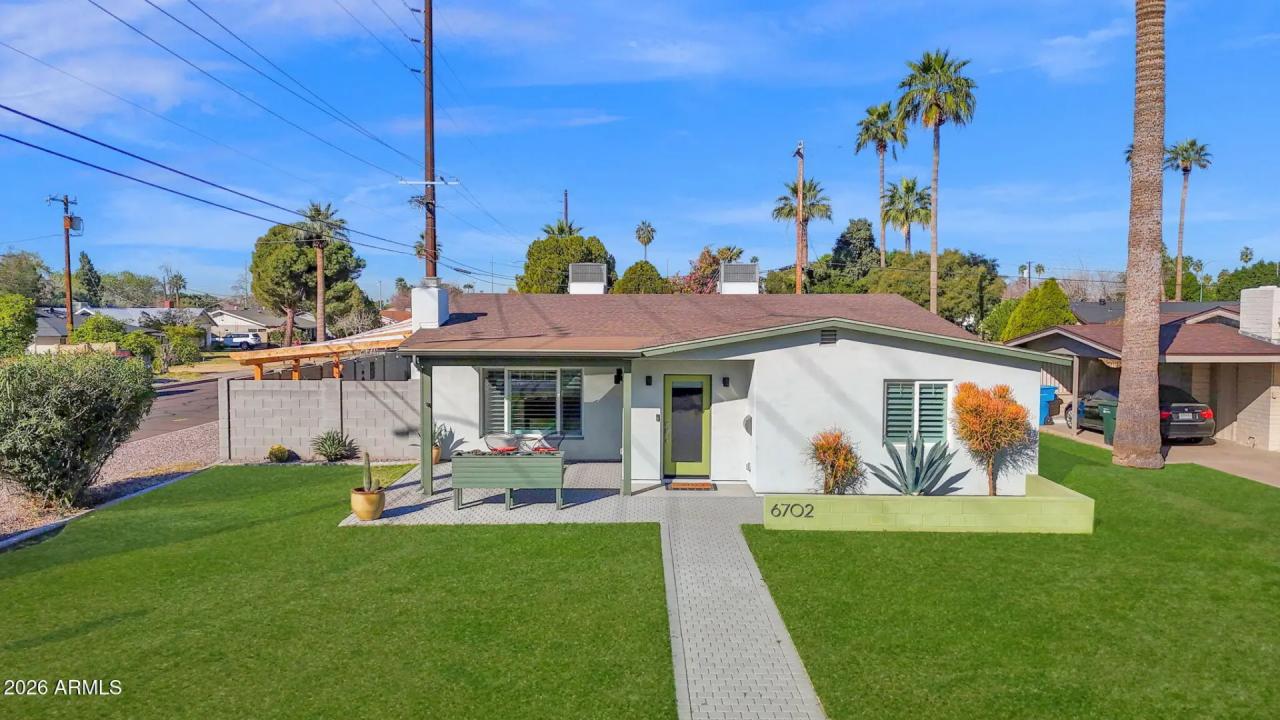6702 N 13TH Street Phoenix AZ 85014