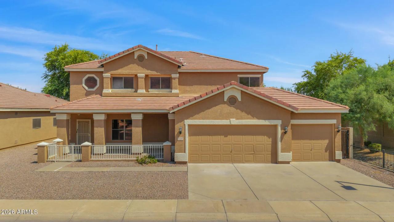 1226 E GWEN Street Phoenix AZ 85042