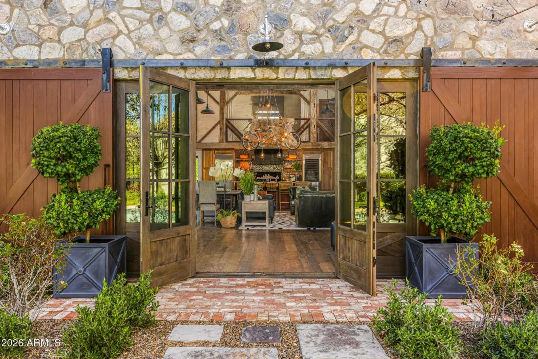 Real Estate Picture 31