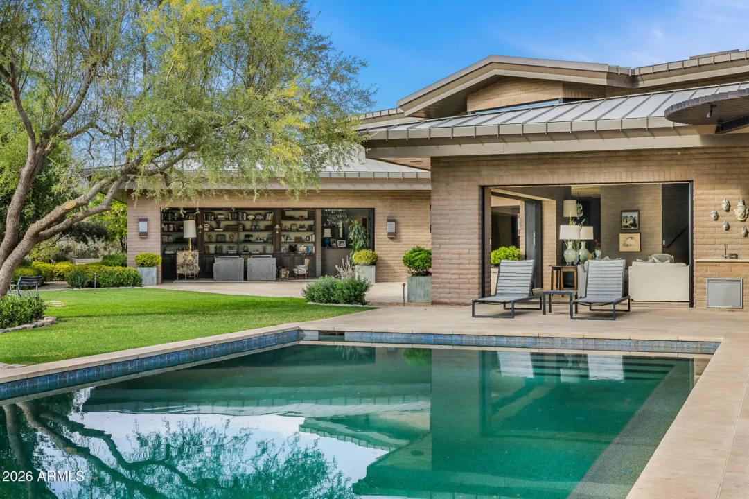 5721 N CASA BLANCA Drive Paradise Valley AZ 85253