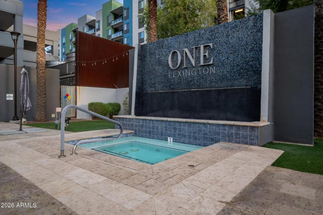 1 E LEXINGTON Avenue 1001 Phoenix AZ 85012