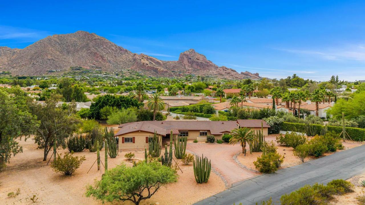 5901 E Cactus Wren Road Paradise Valley AZ 85253