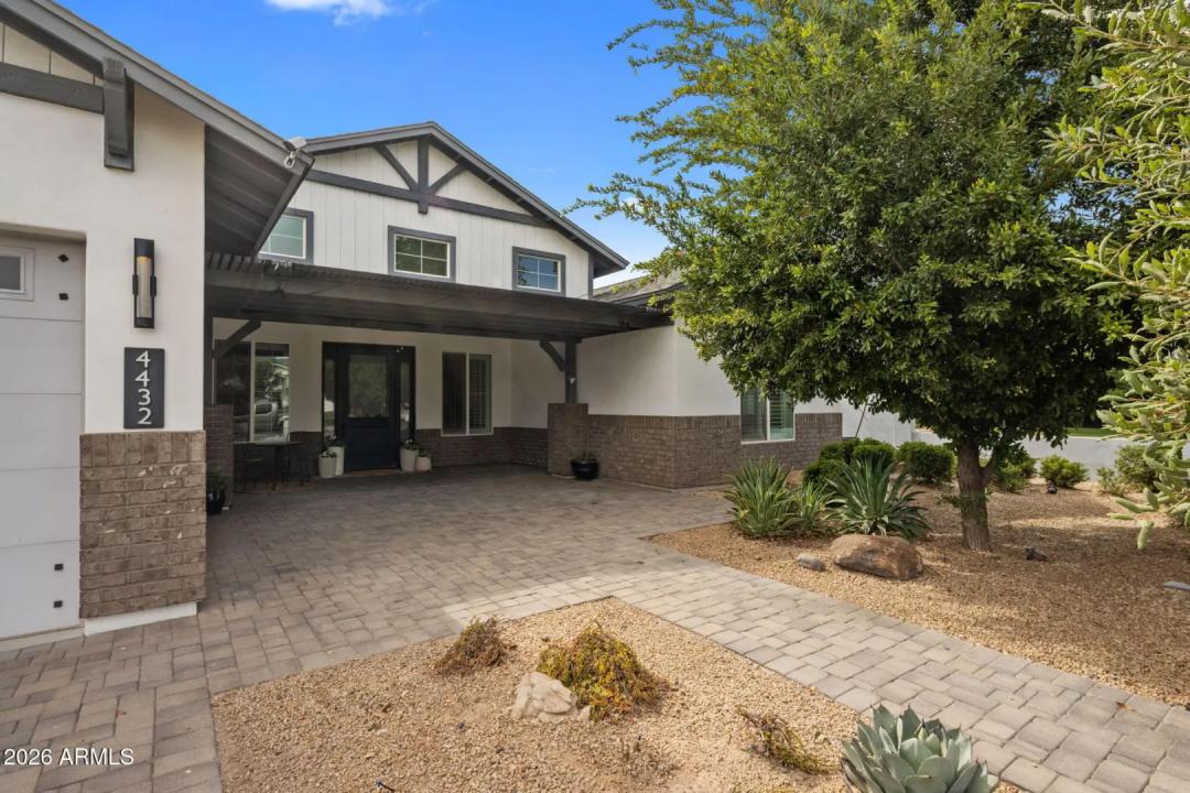 4432 N 38TH Street Phoenix AZ 85018