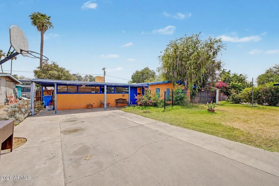 1019 E NORTHVIEW Avenue Phoenix AZ 85020