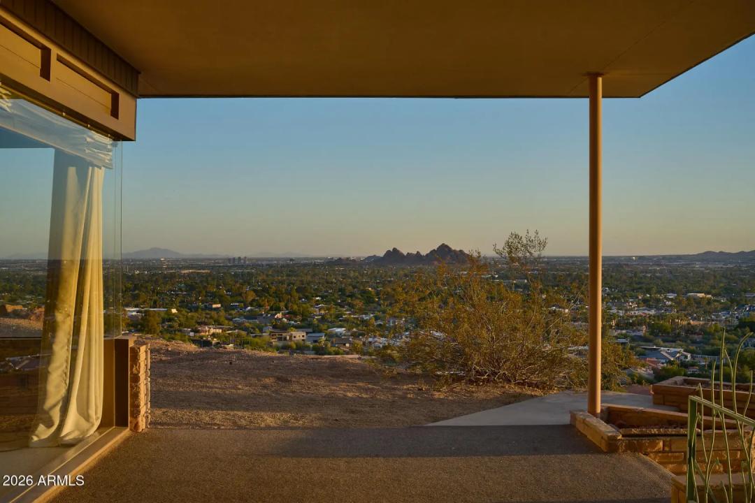 Real Estate Picture 19