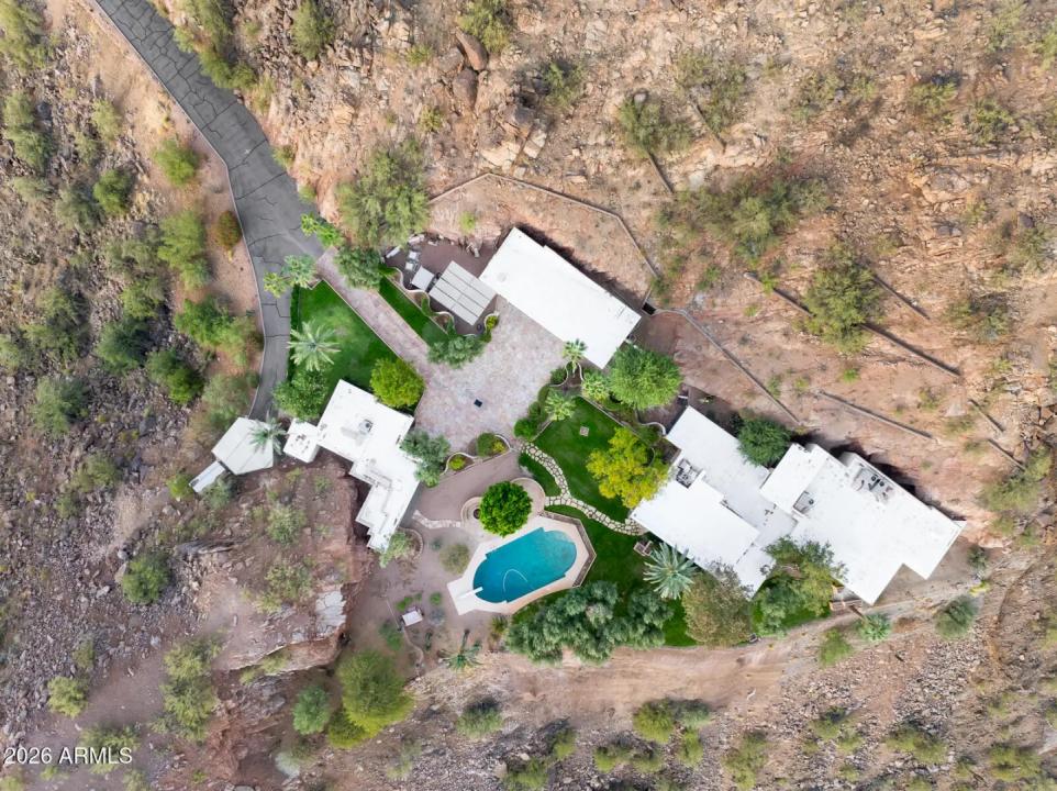 Real Estate Picture 19