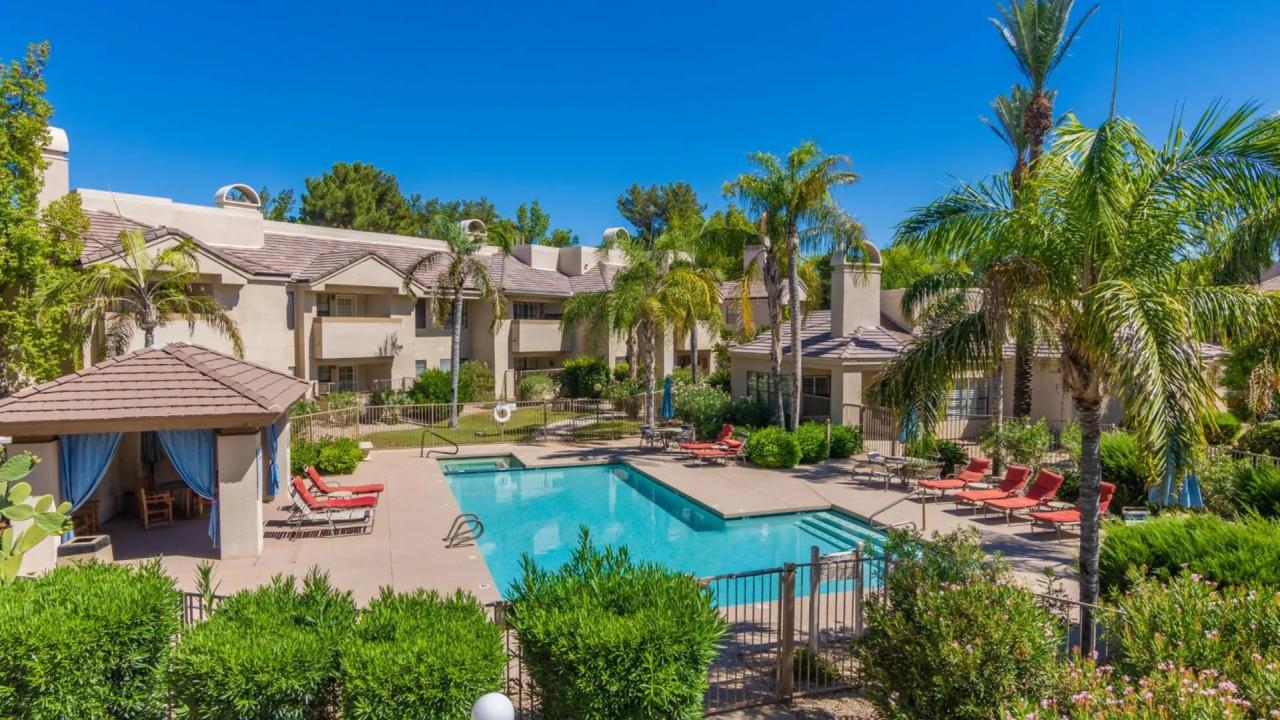 6885 E Cochise Road Apt 229 Paradise Valley AZ 85253