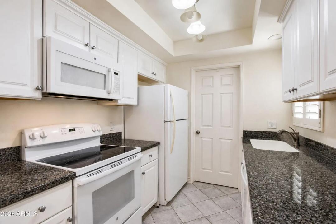1141 E BERYL Avenue Phoenix AZ 85020